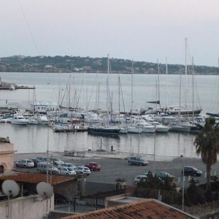 B&B Le Grand Bleu Siracusa - One Hundred Steps From Ortigia -Sea View - Συρακούσες Εξωτερικό φωτογραφία